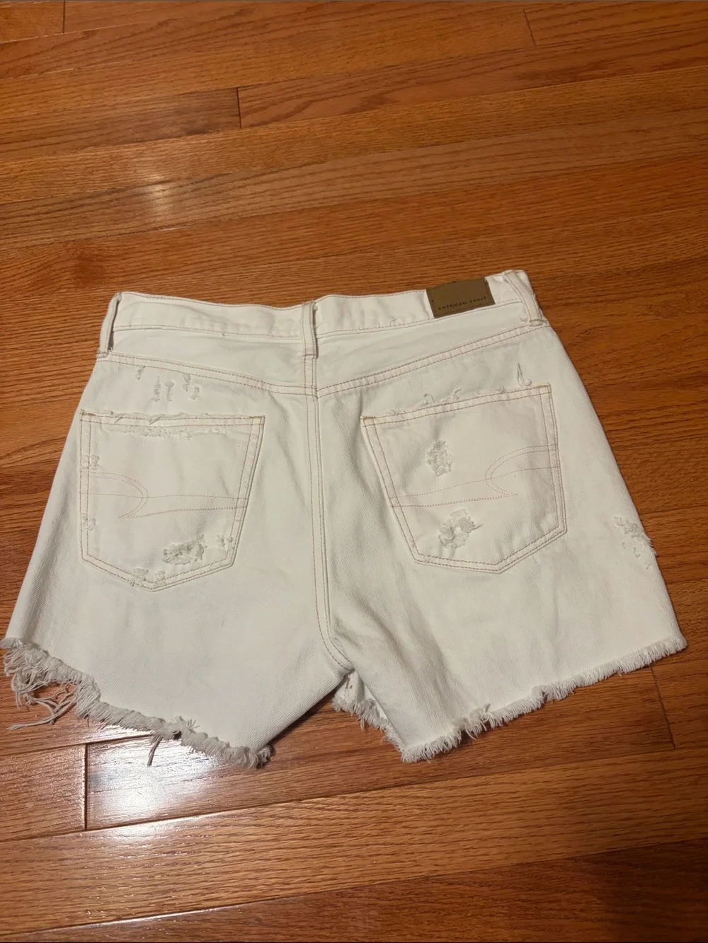 American Eagle Outfitters Distressed High-Rise Denim Shorts in Off-White - Picture 3 of 3